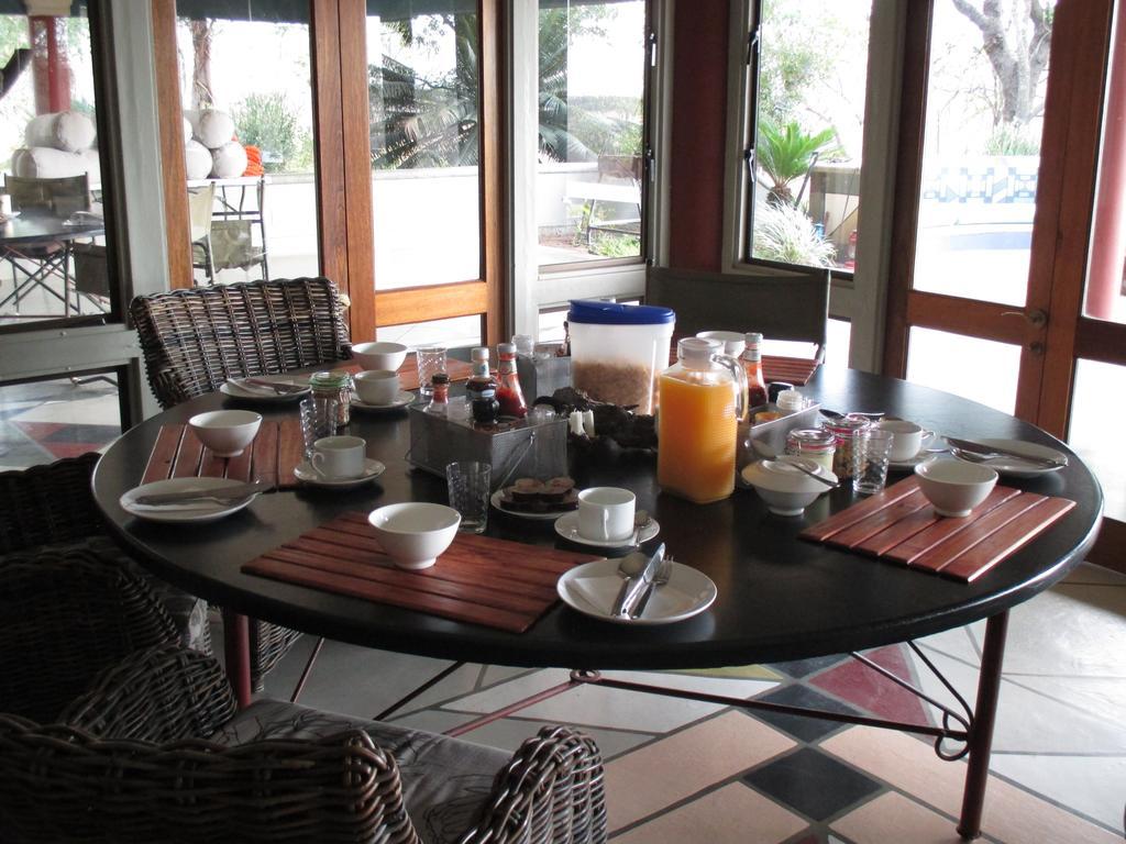פאלאבורווה Tingala Lodge - Bed In The Bush מראה חיצוני תמונה