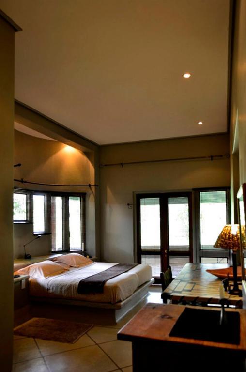 פאלאבורווה Tingala Lodge - Bed In The Bush חדר תמונה